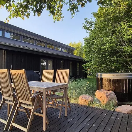 Pavle - 700m From The Sea In Lolland- Falster And Mon By Interhome Tatil Evi Bøtø By