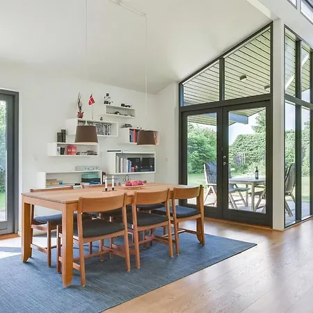 Pavle - 700m From The Sea By Interhome * Bøtø By