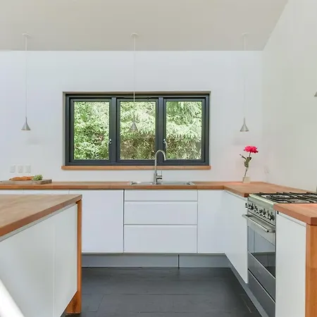 Pavle - 700m From The Sea By Interhome Feriehus *